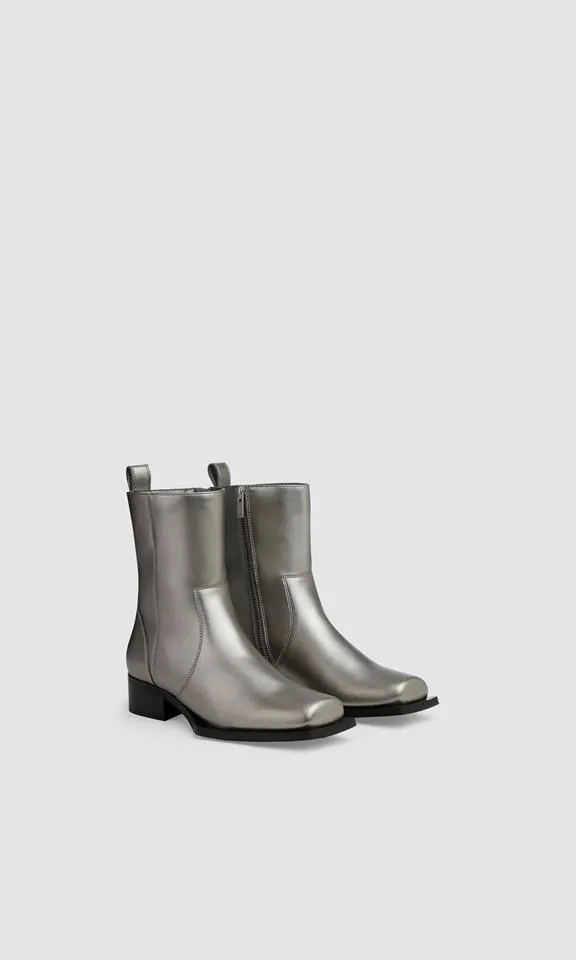 Prev Boots Karel Plus Chrome